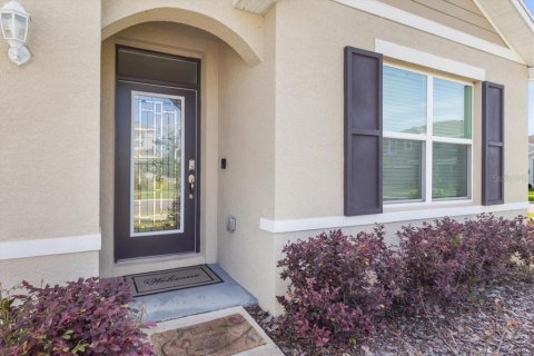 Villa ou maison à vendre à Zephyrhills, Floride: 4 chambres, 172.05 m2 № 2212151 - photo 4
