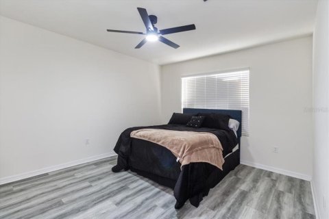 Villa ou maison à vendre à Zephyrhills, Floride: 4 chambres, 172.05 m2 № 2212151 - photo 22