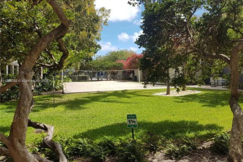 Copropriété à vendre à Miami, Floride: 1 chambre, 64.01 m2 № 1709176 - photo 12