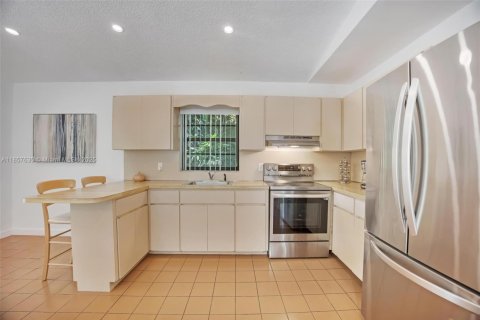 House in Key Largo, Florida 3 bedrooms, 96.62 sq.m. № 1881862 - photo 14