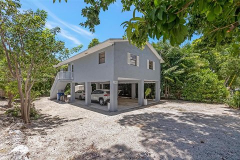 House in Key Largo, Florida 3 bedrooms, 96.62 sq.m. № 1881862 - photo 4