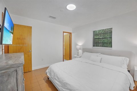 House in Key Largo, Florida 3 bedrooms, 96.62 sq.m. № 1881862 - photo 27