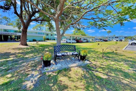 Condo in Port Charlotte, Florida, 1 bedroom  № 1644651 - photo 28