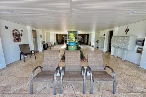Condo in Port Charlotte, Florida, 1 bedroom  № 1644651 - photo 15