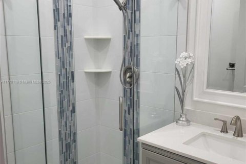 Condominio en venta en Lauderdale Lakes, Florida, 2 dormitorios, 87.7 m2 № 1868384 - foto 14