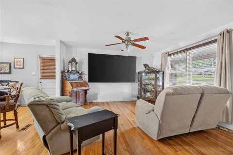 Villa ou maison à vendre à Ocala, Floride: 3 chambres, 180.6 m2 № 2196919 - photo 5