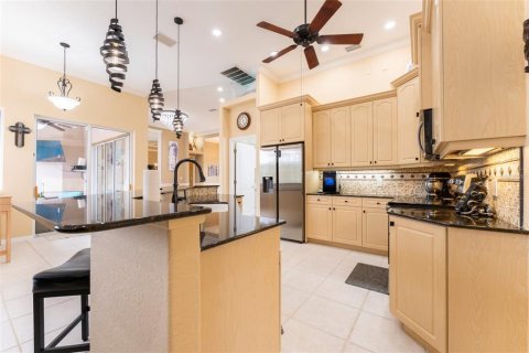 Casa en venta en Port Charlotte, Florida, 3 dormitorios, 237.55 m2 № 2223284 - foto 19