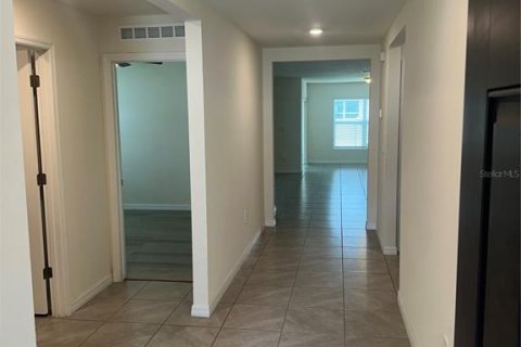 Villa ou maison à louer à Belleview, Floride: 3 chambres, 155.15 m2 № 2386226 - photo 3