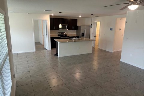 Villa ou maison à louer à Belleview, Floride: 3 chambres, 155.15 m2 № 2386226 - photo 6