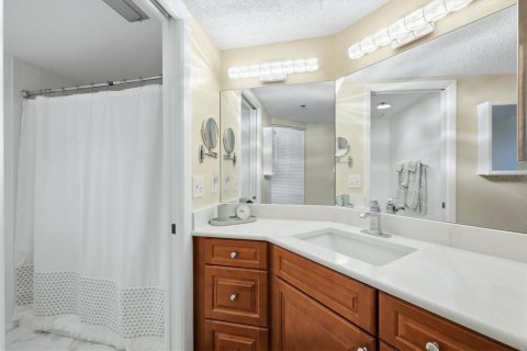 Купить кондоминиум в Брейдентон, Флорида 8 комнат, 137.31м2, № 2094118 - фото 30
