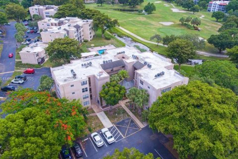 Condo in Davie, Florida, 1 bedroom  № 1935154 - photo 22