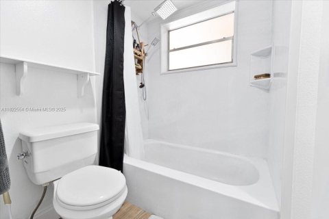 Condo in Davie, Florida, 1 bedroom  № 1935154 - photo 10
