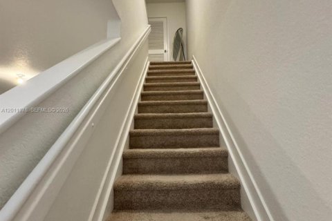 Townhouse in Florida City, Florida 3 bedrooms № 2171122 - photo 14