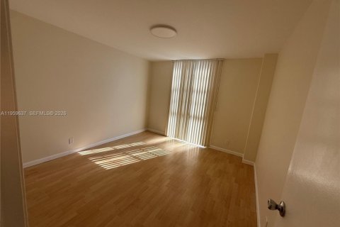 Снять в аренду кондоминиум в Авентура, Флорида 2 спальни, 100.43м2, № 2023834 - фото 5