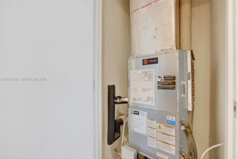 Condo in Fort Lauderdale, Florida, 1 bedroom  № 2076406 - photo 19