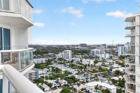 Condo in Fort Lauderdale, Florida, 1 bedroom  № 2076406 - photo 17