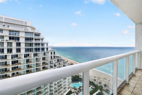 Condo in Fort Lauderdale, Florida, 1 bedroom  № 2076406 - photo 13