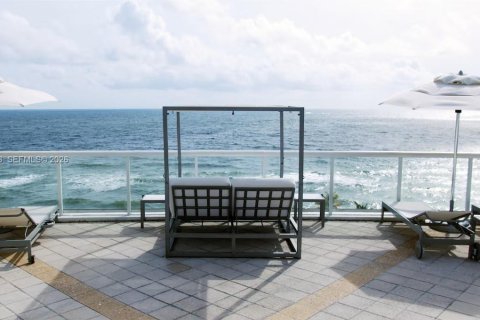 Condo in Fort Lauderdale, Florida, 1 bedroom  № 2076406 - photo 30