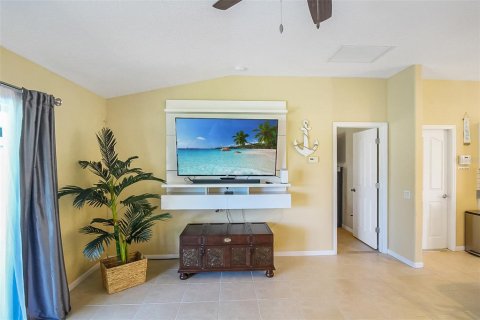 Casa en alquiler en Punta Gorda, Florida, 3 dormitorios, 122.07 m2 № 1555535 - foto 16