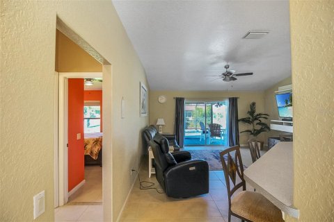 Casa en alquiler en Punta Gorda, Florida, 3 dormitorios, 122.07 m2 № 1555535 - foto 12