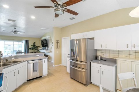 Casa en alquiler en Punta Gorda, Florida, 3 dormitorios, 122.07 m2 № 1555535 - foto 5