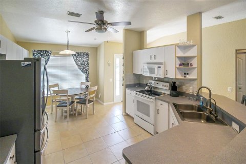 Casa en alquiler en Punta Gorda, Florida, 3 dormitorios, 122.07 m2 № 1555535 - foto 8