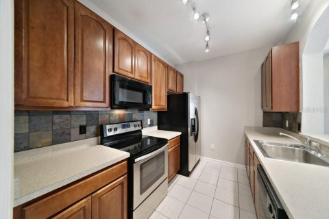 Condo in Orlando, Florida, 3 bedrooms  № 2214207 - photo 8