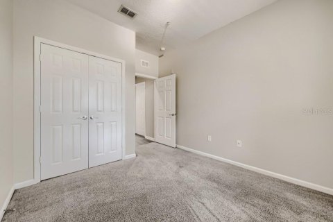 Condo in Orlando, Florida, 3 bedrooms  № 2214207 - photo 17