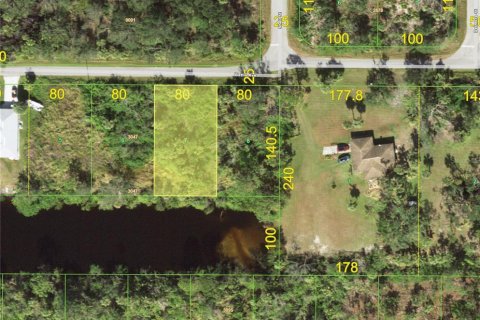 Terreno en venta en Port Charlotte, Florida № 1574434 - foto 1