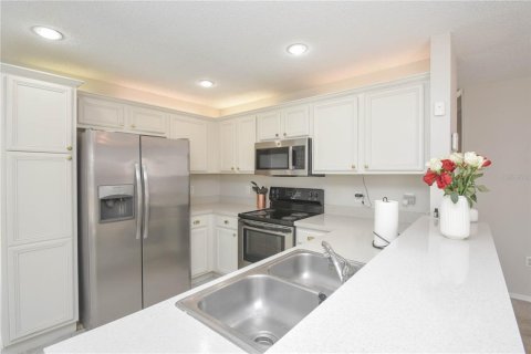 House in Orlando, Florida 4 bedrooms, 213.77 sq.m. № 1616857 - photo 6
