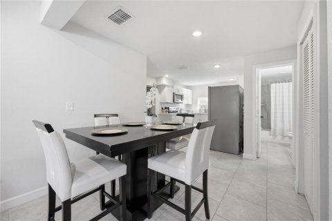 Villa ou maison à vendre à Apopka, Floride: 3 chambres, 110.37 m2 № 2308464 - photo 14