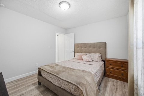 Villa ou maison à vendre à Apopka, Floride: 3 chambres, 110.37 m2 № 2308464 - photo 10
