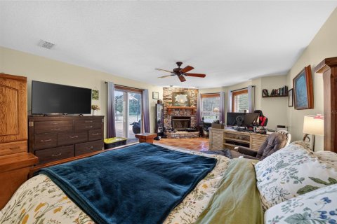 House in Ocala, Florida 4 bedrooms, 306.95 sq.m. № 2199128 - photo 28