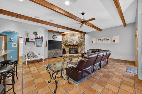 House in Ocala, Florida 4 bedrooms, 306.95 sq.m. № 2199128 - photo 12