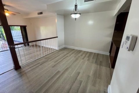 Condo in Miami, Florida, 3 bedrooms  № 1871802 - photo 15