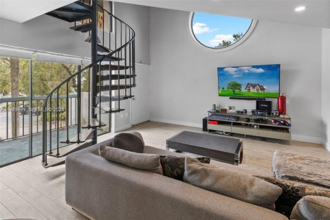 Condominio en venta en Miami, Florida, 1 dormitorio, 48.87 m2 № 2000601 - foto 4