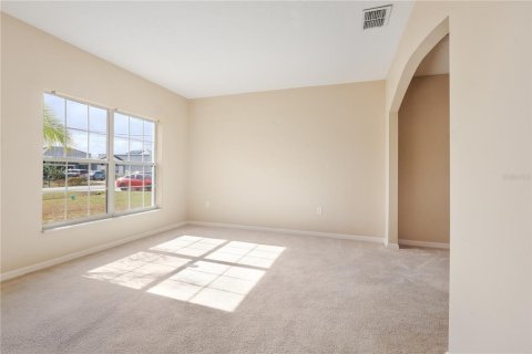 House in Poinciana, Florida 4 bedrooms, 195.47 sq.m. № 1246104 - photo 2