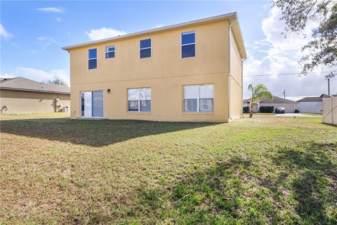House in Poinciana, Florida 4 bedrooms, 195.47 sq.m. № 1246104 - photo 27