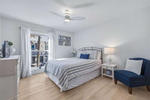Copropriété à vendre à Madeira Beach, Floride: 2 chambres, 76.64 m2 № 2348280 - photo 20