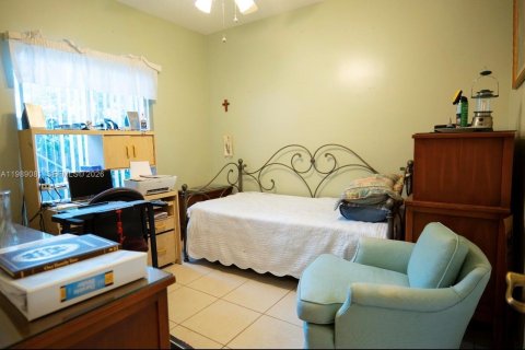 Casa en venta en Miami, Florida, 3 dormitorios, 155.33 m2 № 2056959 - foto 14