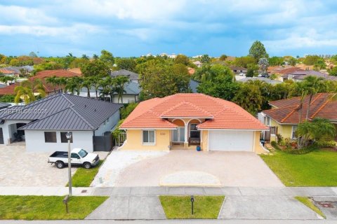 Casa en venta en Miami, Florida, 3 dormitorios, 155.33 m2 № 2056959 - foto 25