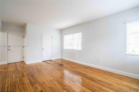 Apartment in Miami Beach, Florida 1 bedroom, 60.39 sq.m. № 2058493 - photo 3