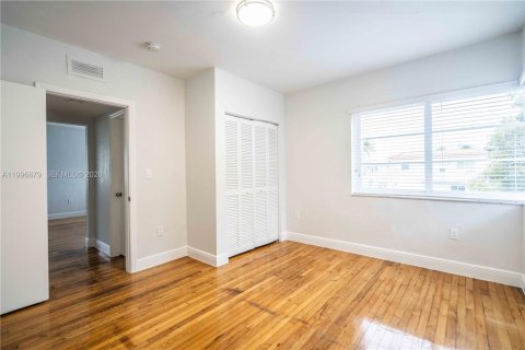 Apartment in Miami Beach, Florida 1 bedroom, 60.39 sq.m. № 2058493 - photo 10