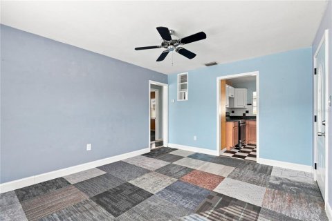 Casa en alquiler en Saint Pete Beach, Florida, 2 dormitorios, 82.5 m2 № 2316823 - foto 9
