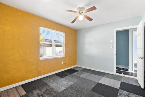 Casa en alquiler en Saint Pete Beach, Florida, 2 dormitorios, 82.5 m2 № 2316823 - foto 13