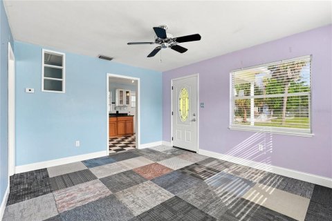Casa en alquiler en Saint Pete Beach, Florida, 2 dormitorios, 82.5 m2 № 2316823 - foto 3