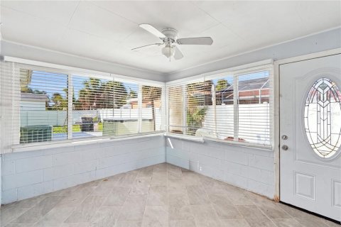 Casa en alquiler en Saint Pete Beach, Florida, 2 dormitorios, 82.5 m2 № 2316823 - foto 23