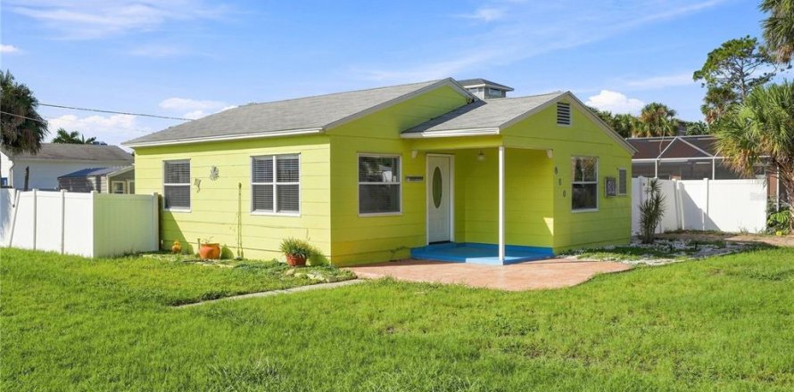 Casa en Saint Pete Beach, Florida 2 dormitorios, 82.5 m2 № 2316823