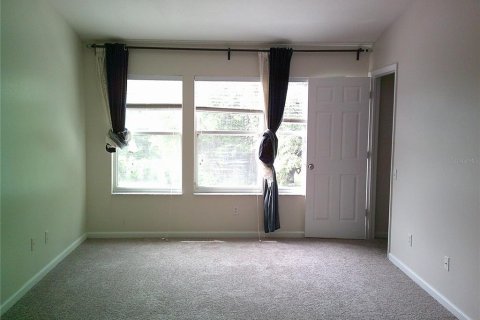 Touwnhouse à louer à Orlando, Floride: 3 chambres, 156.26 m2 № 2142173 - photo 3