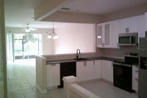 Touwnhouse à louer à Orlando, Floride: 3 chambres, 156.26 m2 № 2142173 - photo 2